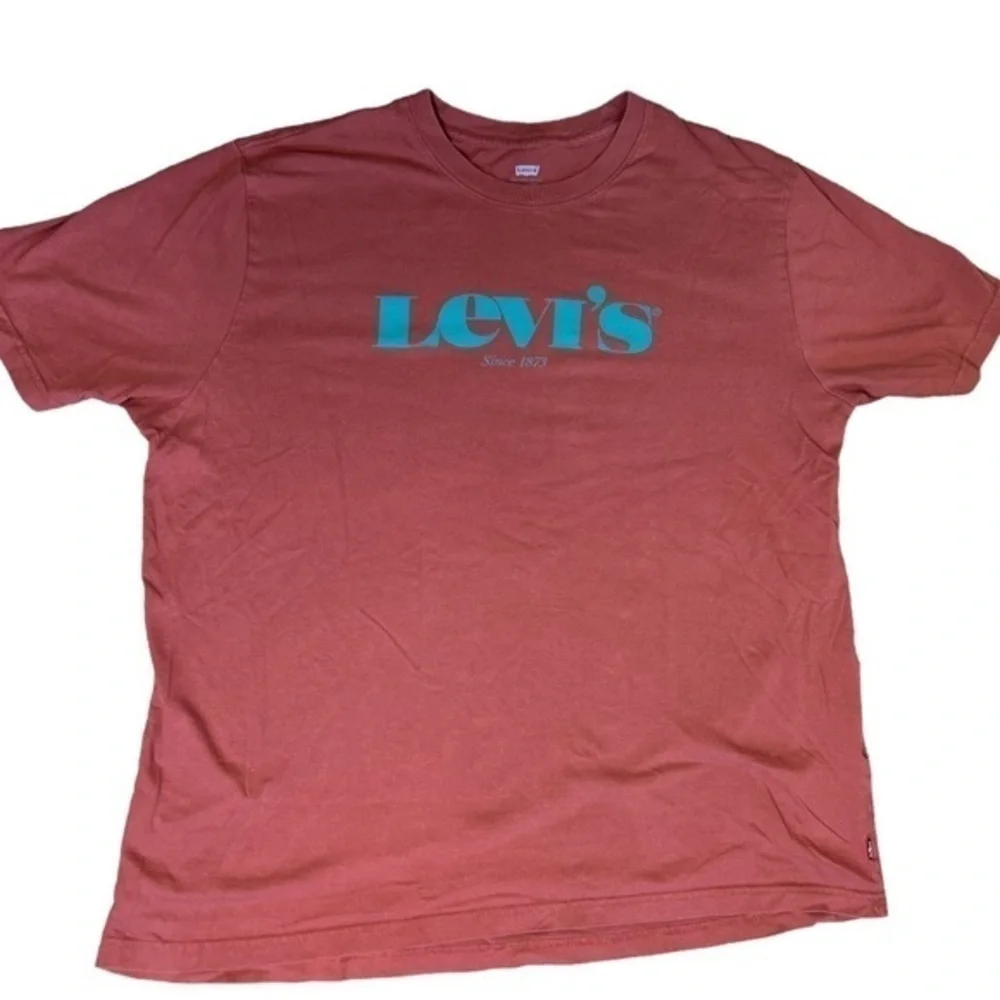 Levi’s logo Graphic T shirt